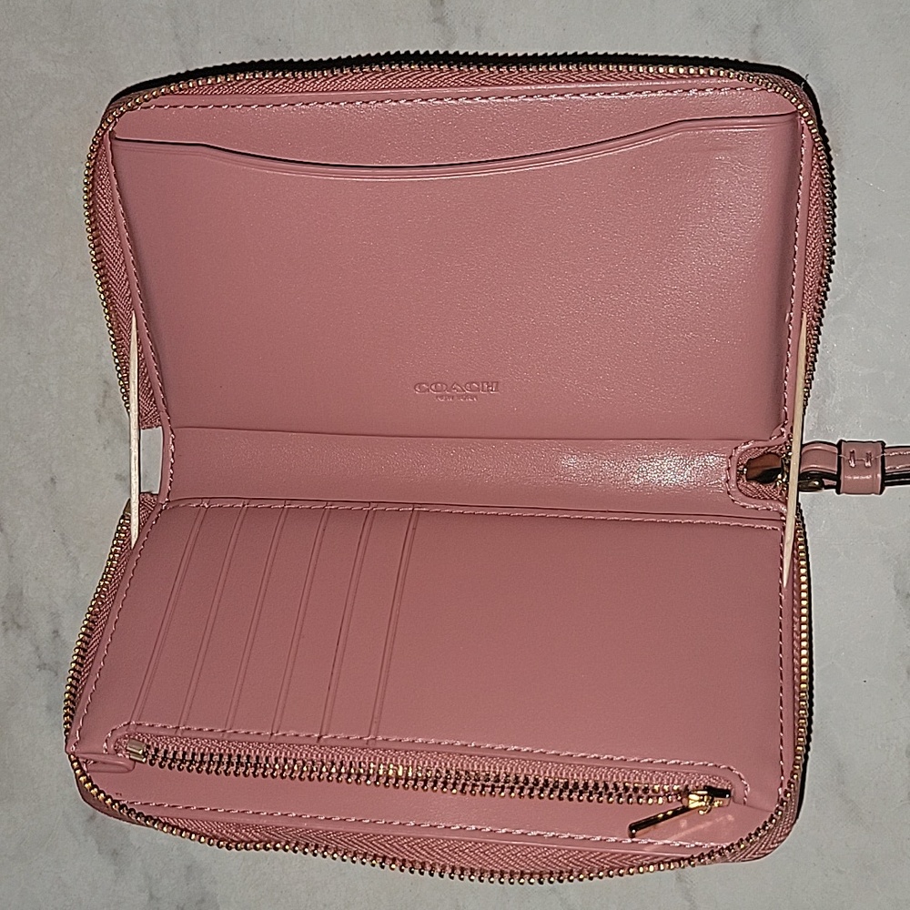 COACH SIGNATURE WRISTLET - Picture 3 of 7
